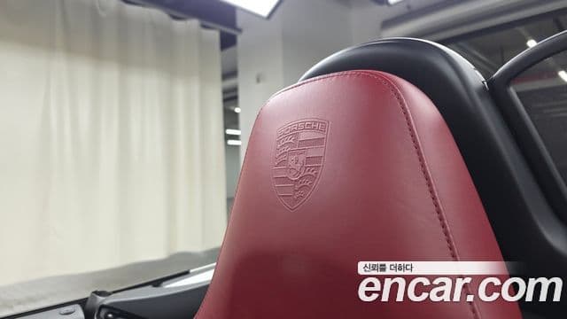 Porsche 718 Boxster 2019 — Photo 21/31