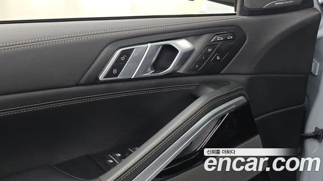 BMW X6 2025 — ფოტო 17/32