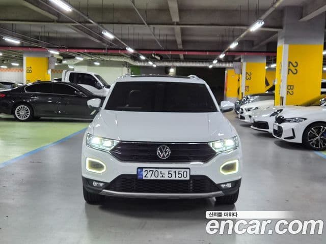 Volkswagen T-Roc 2021 — ფოტო 2/20