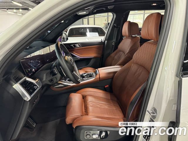 BMW X7 2023 — Şəkil 6/16