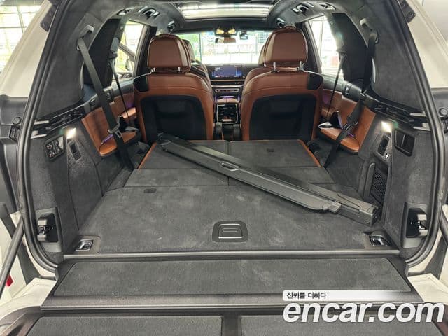 BMW X7 2023 — Şəkil 14/16