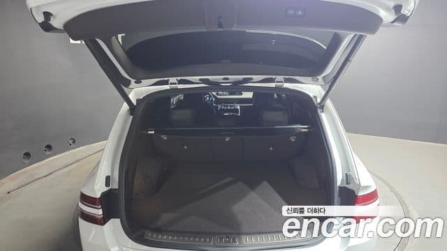 Genesis GV80 2021 — ფოტო 20/33