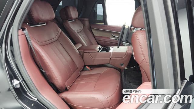 Land Rover Range Rover 2025 — Photo 19/20