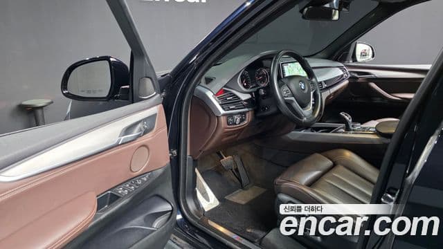 BMW X5 2018 — ფოტო 10/20