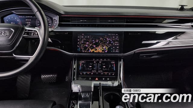 Audi A8 2019 — Şəkil 14/20
