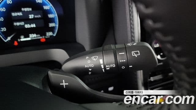 Toyota Alphard 2025 — Photo 14/34