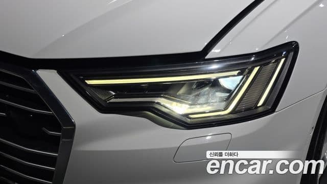 Audi A6 2020 — ფოტო 4/30