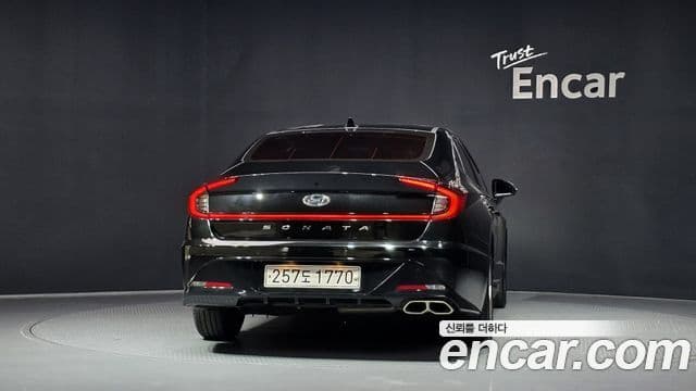 Hyundai Sonata 2021 — ფოტო 4/20