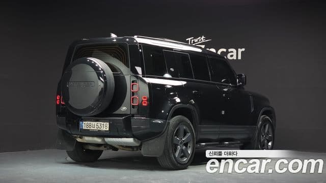 Land Rover Defender 2022 — ფოტო 2/20