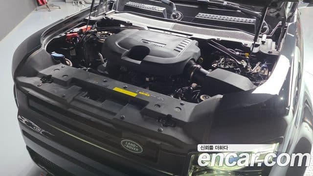 Land Rover Defender 2022 — ფოტო 6/20