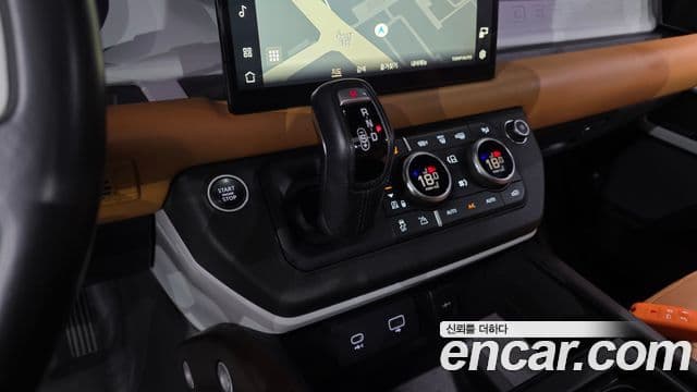 Land Rover Defender 2022 — ფოტო 9/20