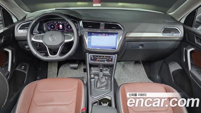 Volkswagen Tiguan Allspace 2023 — ფოტო 7/20