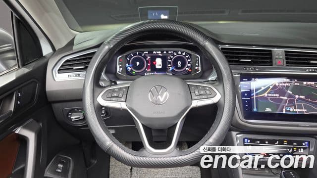 Volkswagen Tiguan Allspace 2023 — ფოტო 13/20