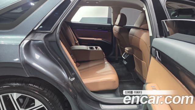 Hyundai Grandeur 2023 — фото 11 из 20