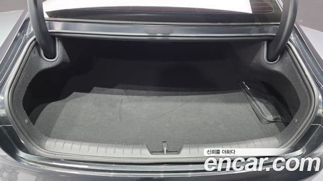 Hyundai Grandeur 2023 — Şəkil 16/20