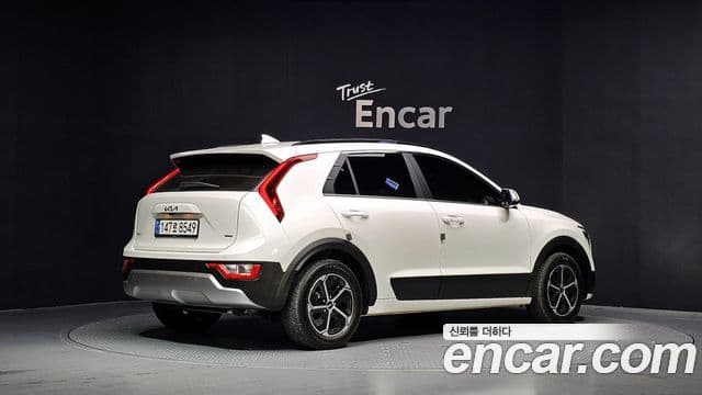 Kia Niro 2024 — Şəkil 2/20