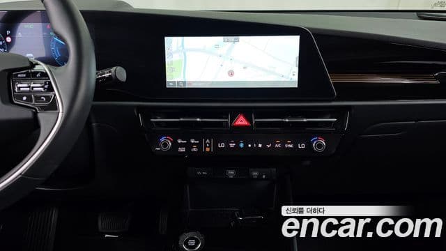 Kia Niro 2024 — Şəkil 15/20