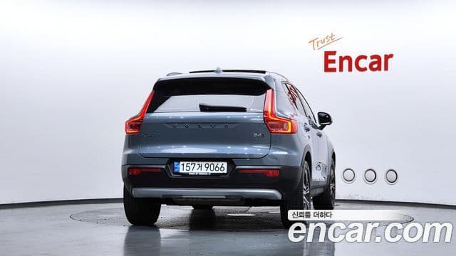 Volvo XC40 2021 — Şəkil 4/20
