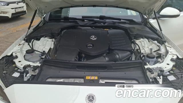 Mercedes-Benz C-Class 2025 — ფოტო 6/17