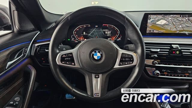 BMW 5 Series 2020 — Şəkil 13/20