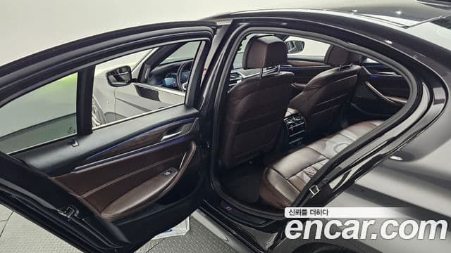 BMW 5 Series 2020 — Şəkil 20/20