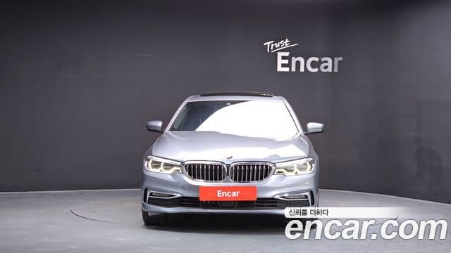 BMW 5 Series 2019 — ფოტო 3/20
