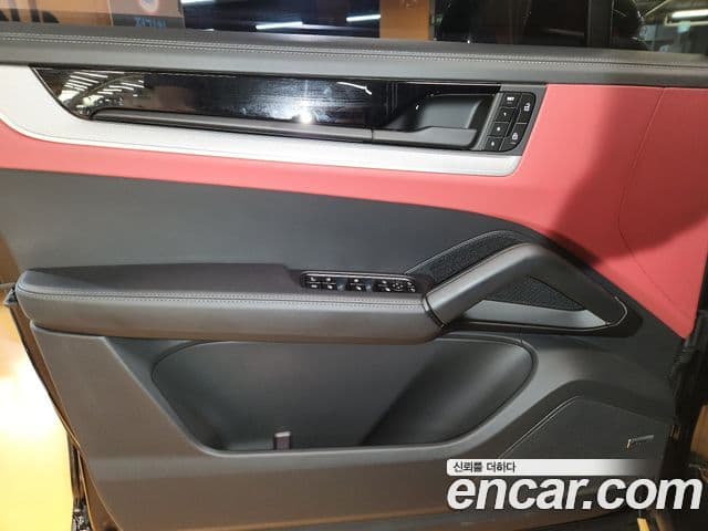 Porsche Cayenne 2025 — Şəkil 13/20