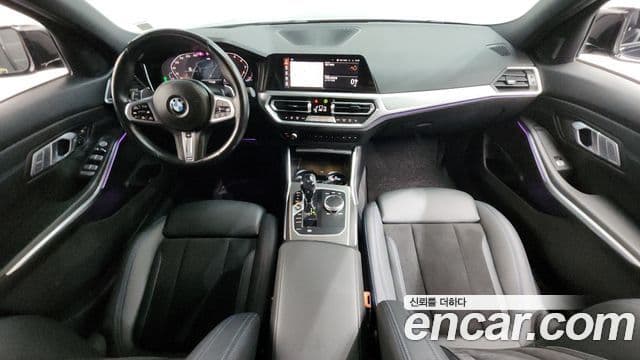 BMW 3 Series 2021 — ფოტო 7/20