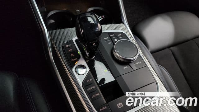 BMW 3 Series 2021 — фото 9 из 20