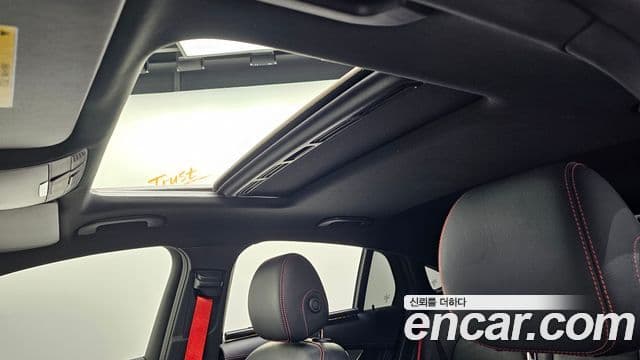 Mercedes-Benz GLC-Class 2019 — Şəkil 19/20