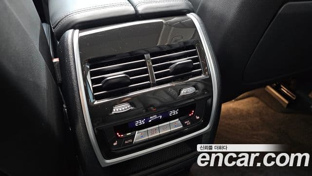BMW X5 2023 — ფოტო 12/36