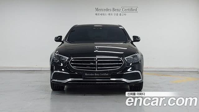Mercedes-Benz E-Class 2023 — ფოტო 2/17