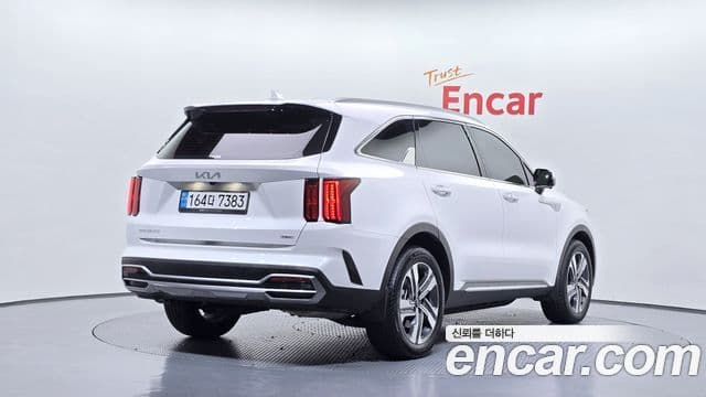 Kia Sorento 2023 — Şəkil 2/20