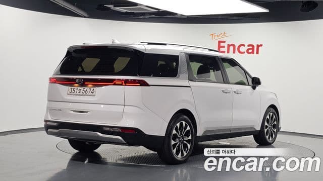 Kia Carnival 2020 — Фото 2/20