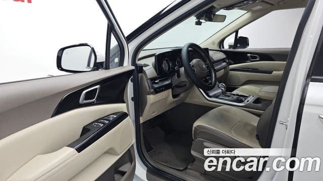 Kia Carnival 2020 — Фото 10/20