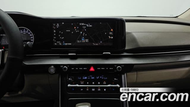 Kia Carnival 2020 — Фото 13/20