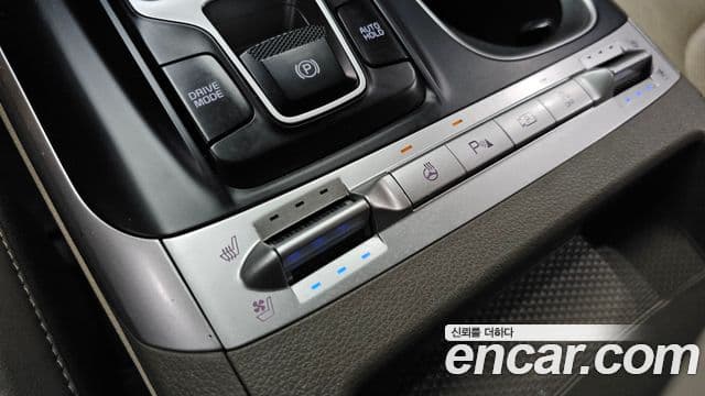 Kia Carnival 2020 — Фото 18/20