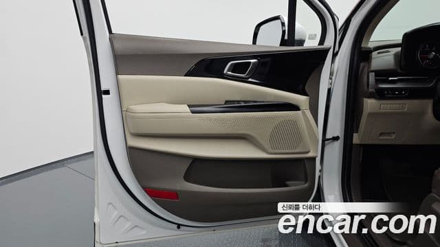 Kia Carnival 2020 — Şəkil 10/34