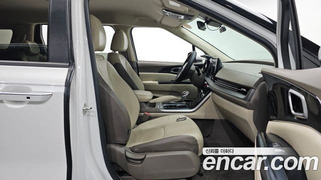 Kia Carnival 2020 — Şəkil 20/34
