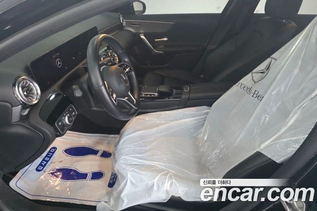 Mercedes-Benz A-Class 2021 — ფოტო 13/19