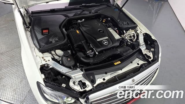 Mercedes-Benz E-Class 2018 — Şəkil 6/20