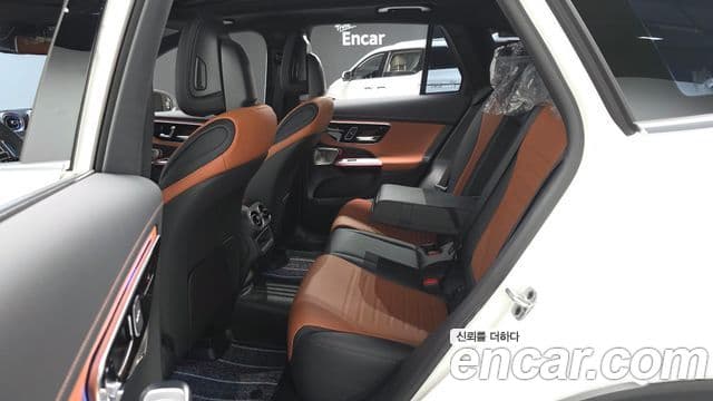 Mercedes-Benz GLC-Class 2025 — фото 12 из 20