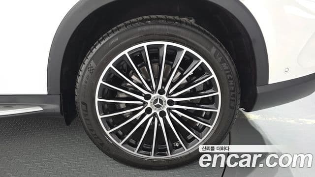 Mercedes-Benz GLC-Class 2025 — Şəkil 16/35