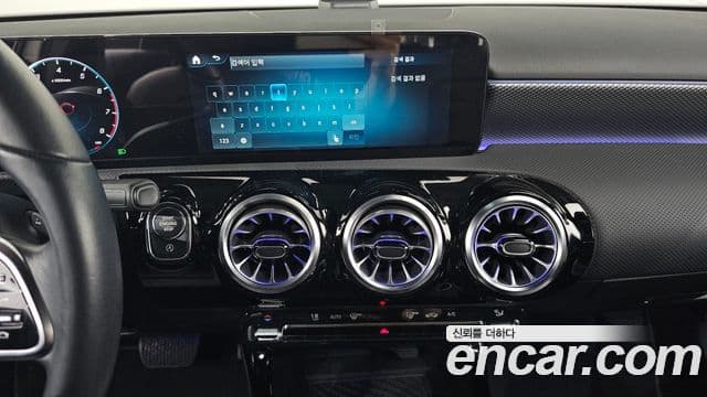 Mercedes-Benz A-Class 2021 — фото 14 из 20