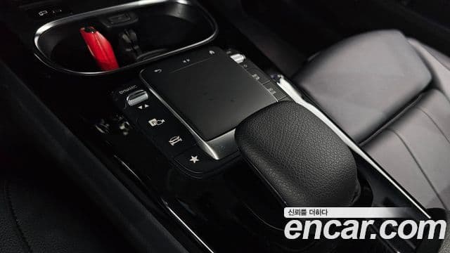 Mercedes-Benz A-Class 2021 — фото 18 из 20