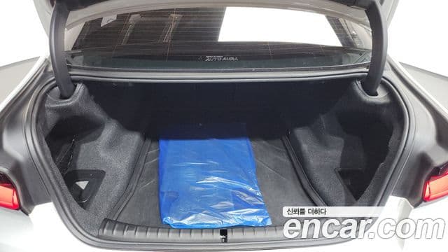 BMW 5 Series 2021 — ფოტო 19/20
