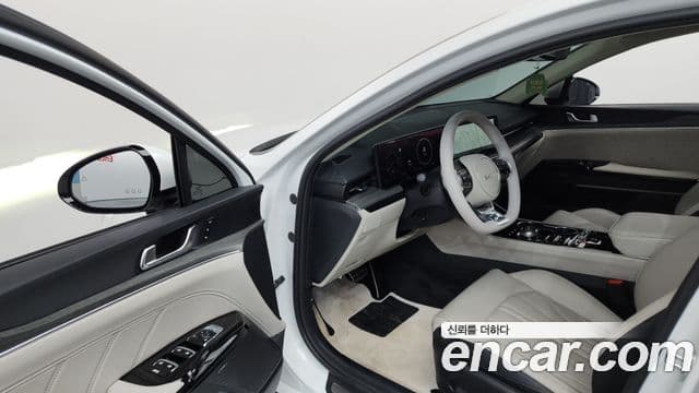 Kia K5 2025 — ფოტო 10/20