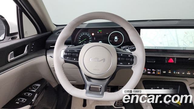 Kia K5 2025 — ფოტო 13/20