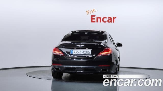 Genesis G70 2019 — ფოტო 4/20