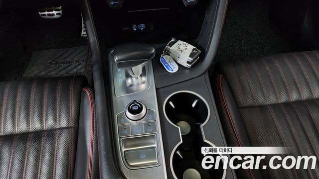 Genesis G70 2019 — ფოტო 9/20